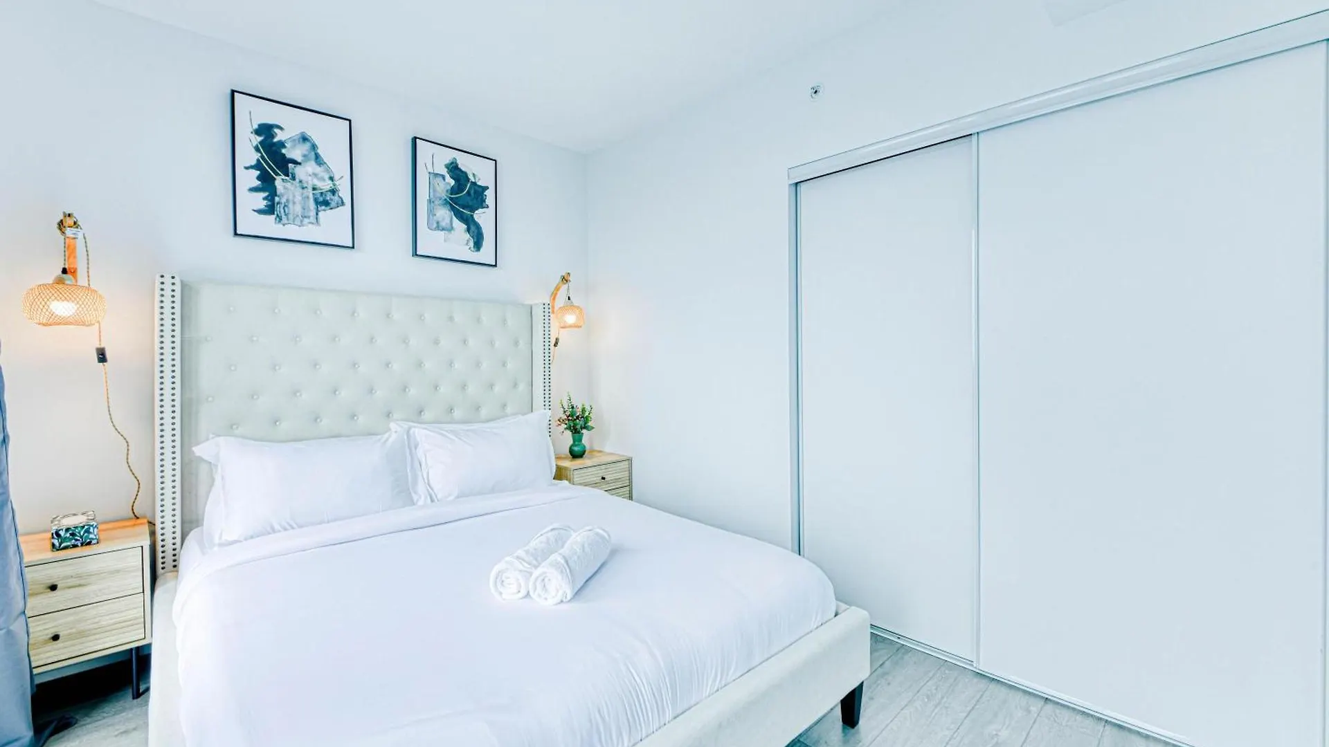 Lägenhet Rivetstays - The Jarvis Toronto Kanada