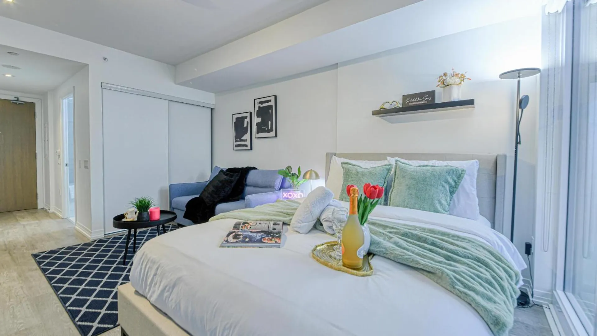Rivetstays - The Jarvis Toronto