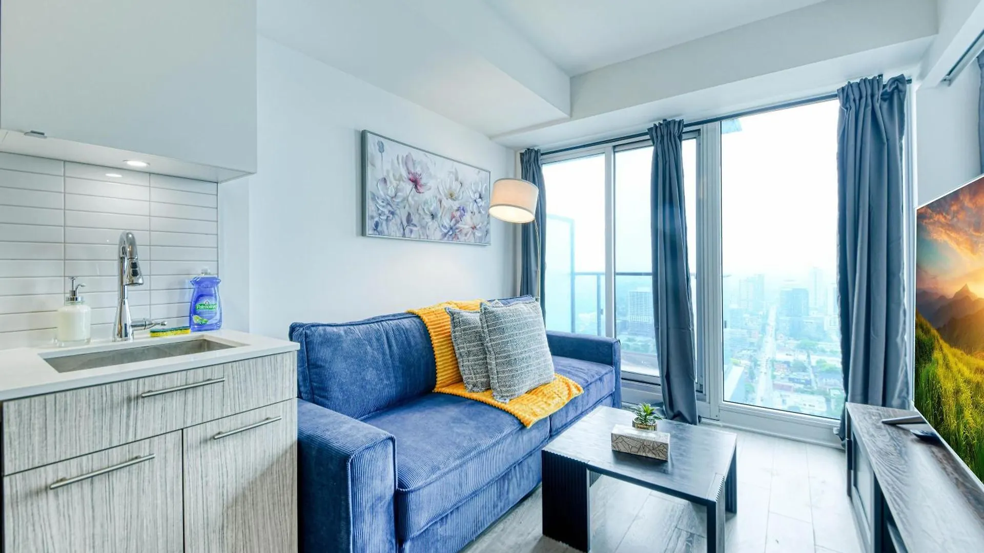 Lägenhet Rivetstays - The Jarvis Toronto