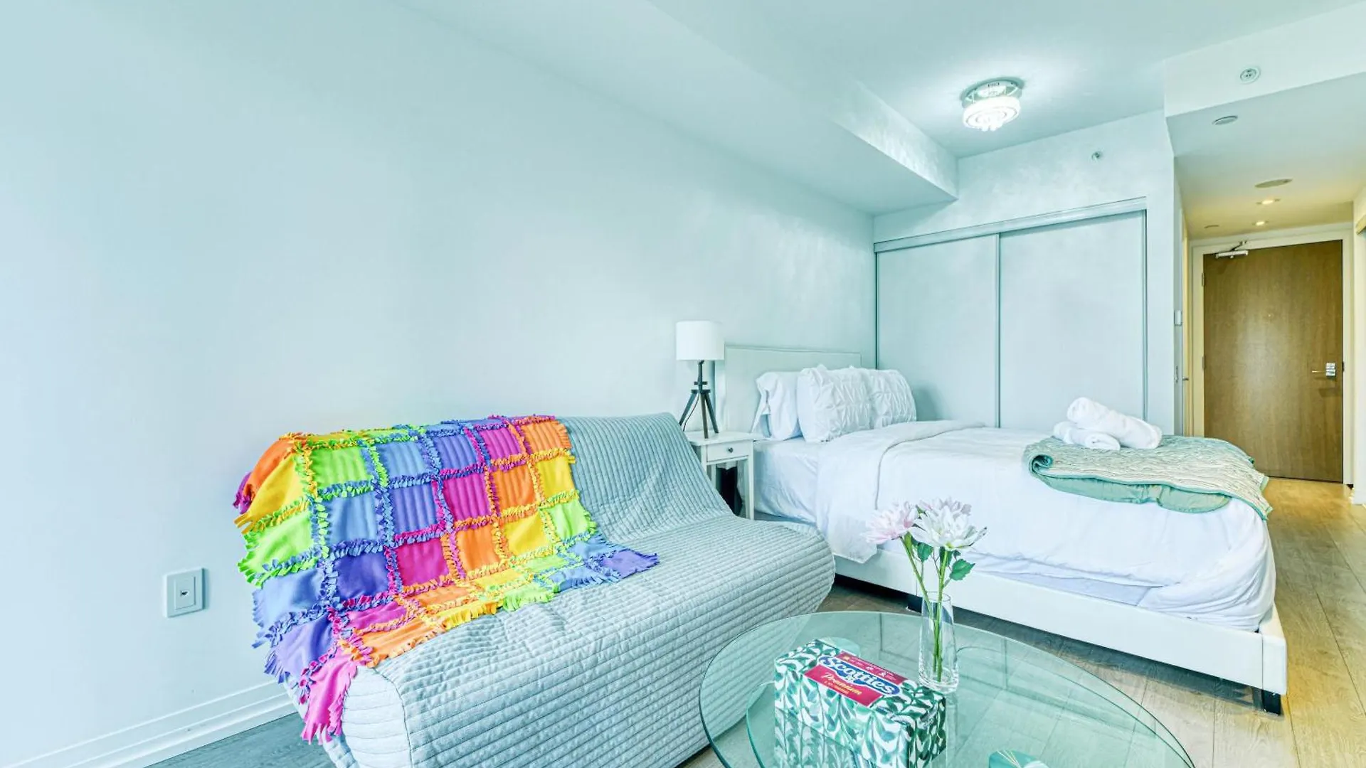Rivetstays - The Jarvis Toronto Lägenhet