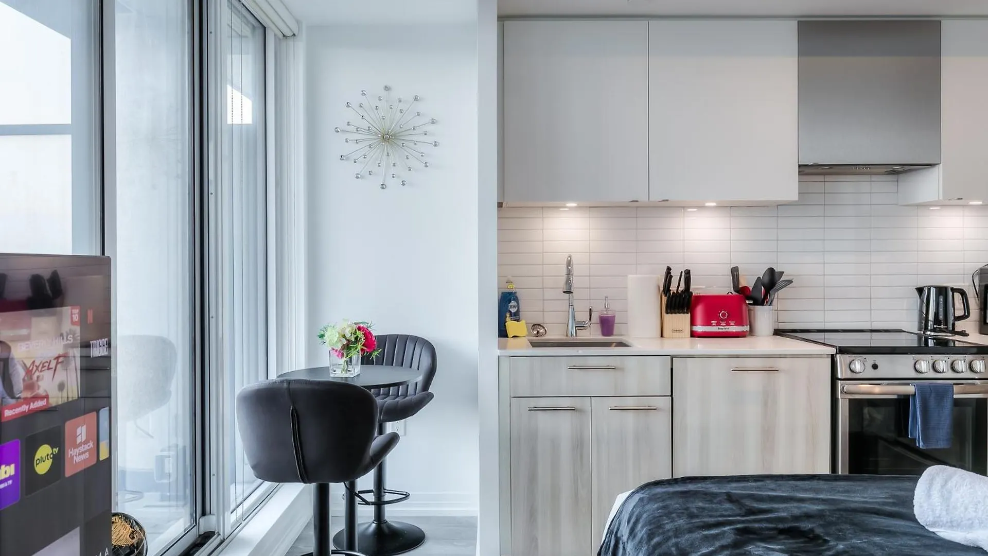 Rivetstays - The Jarvis Toronto