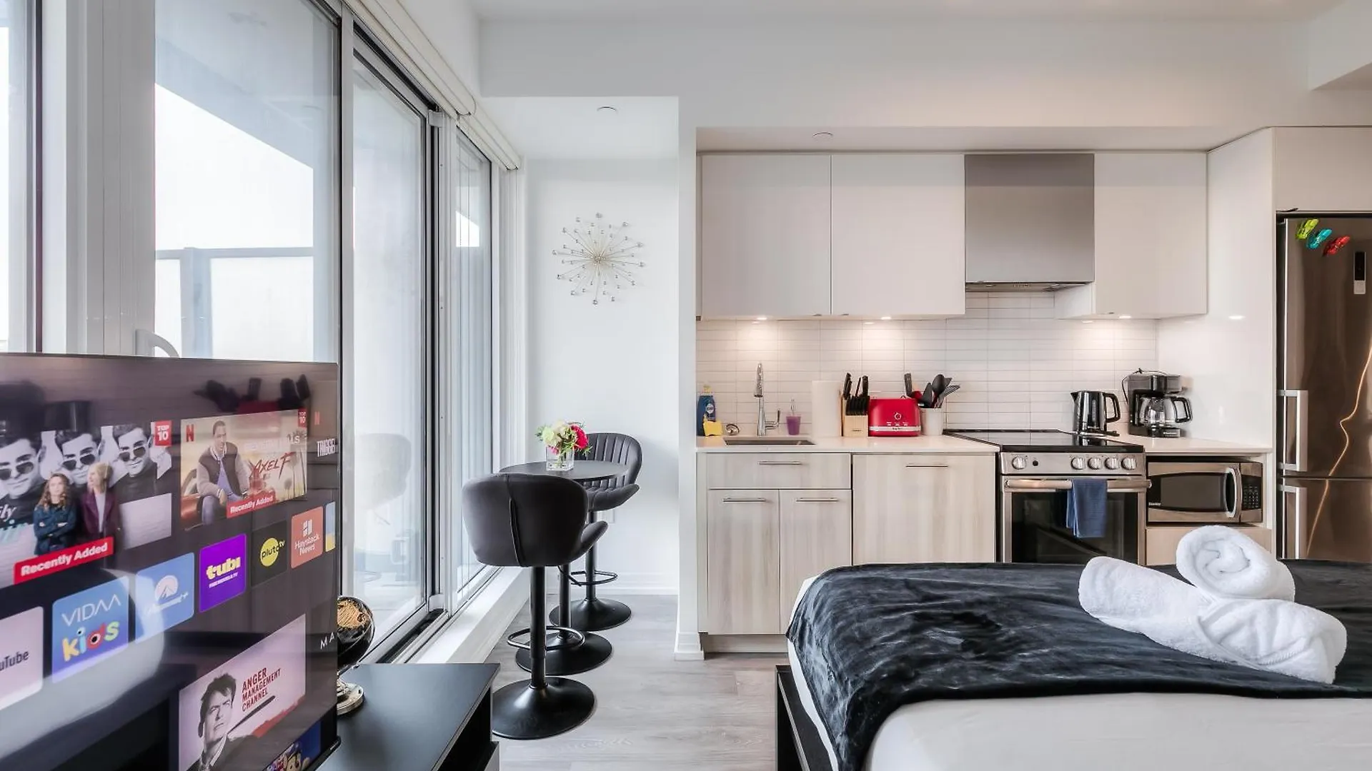 Rivetstays - The Jarvis Toronto