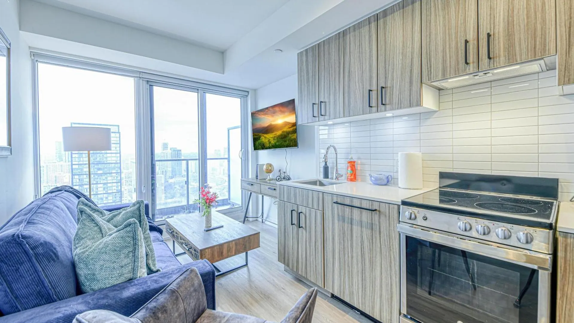 Rivetstays - The Jarvis Toronto Apartment