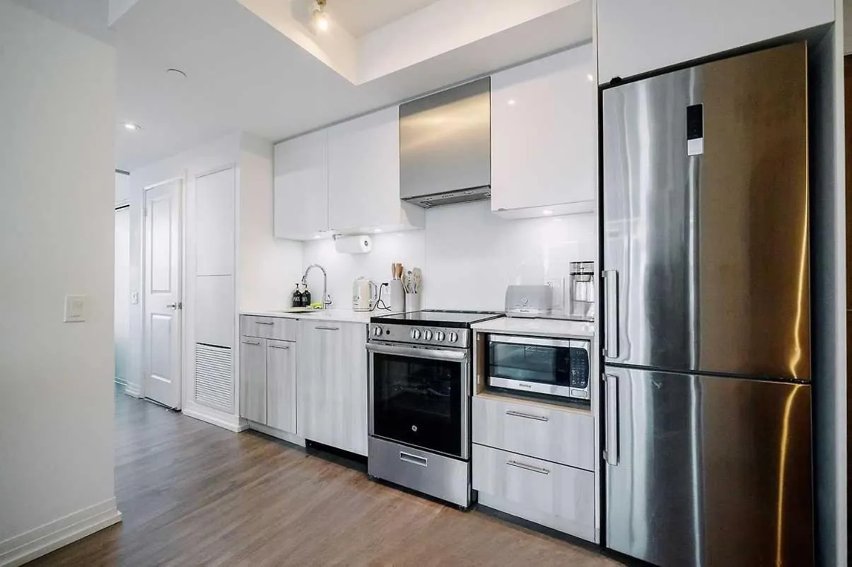 Rivetstays - The Jarvis Toronto Apartment